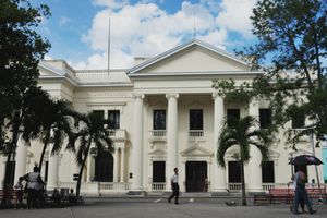 Provincial Palace and José Martí Provincial Library, Santa Clara 
